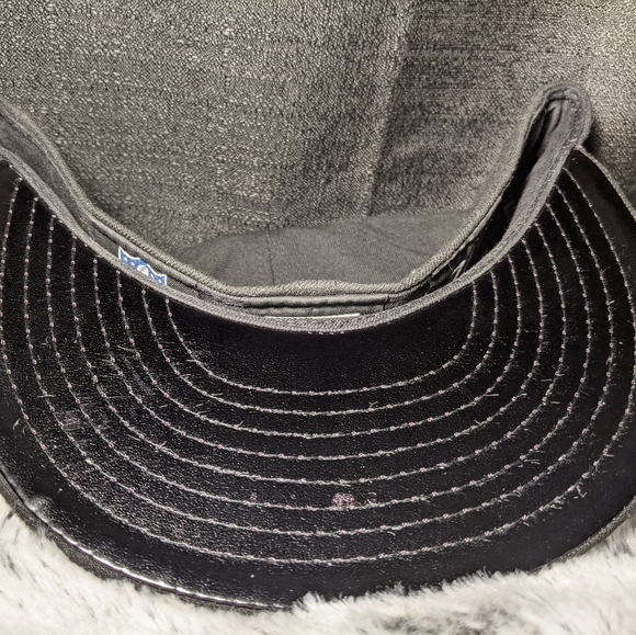 Pittsburgh Steelers New Era Fitted - Picture 2 of 6